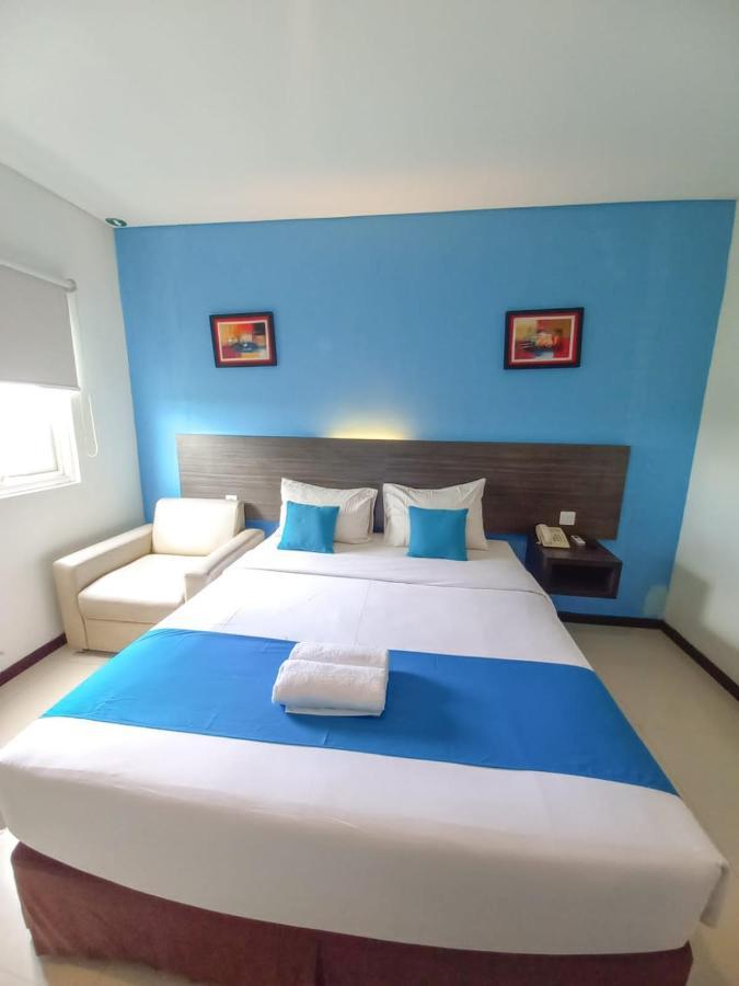 Pratama Hotel & Convention Mataram Eksteriør billede
