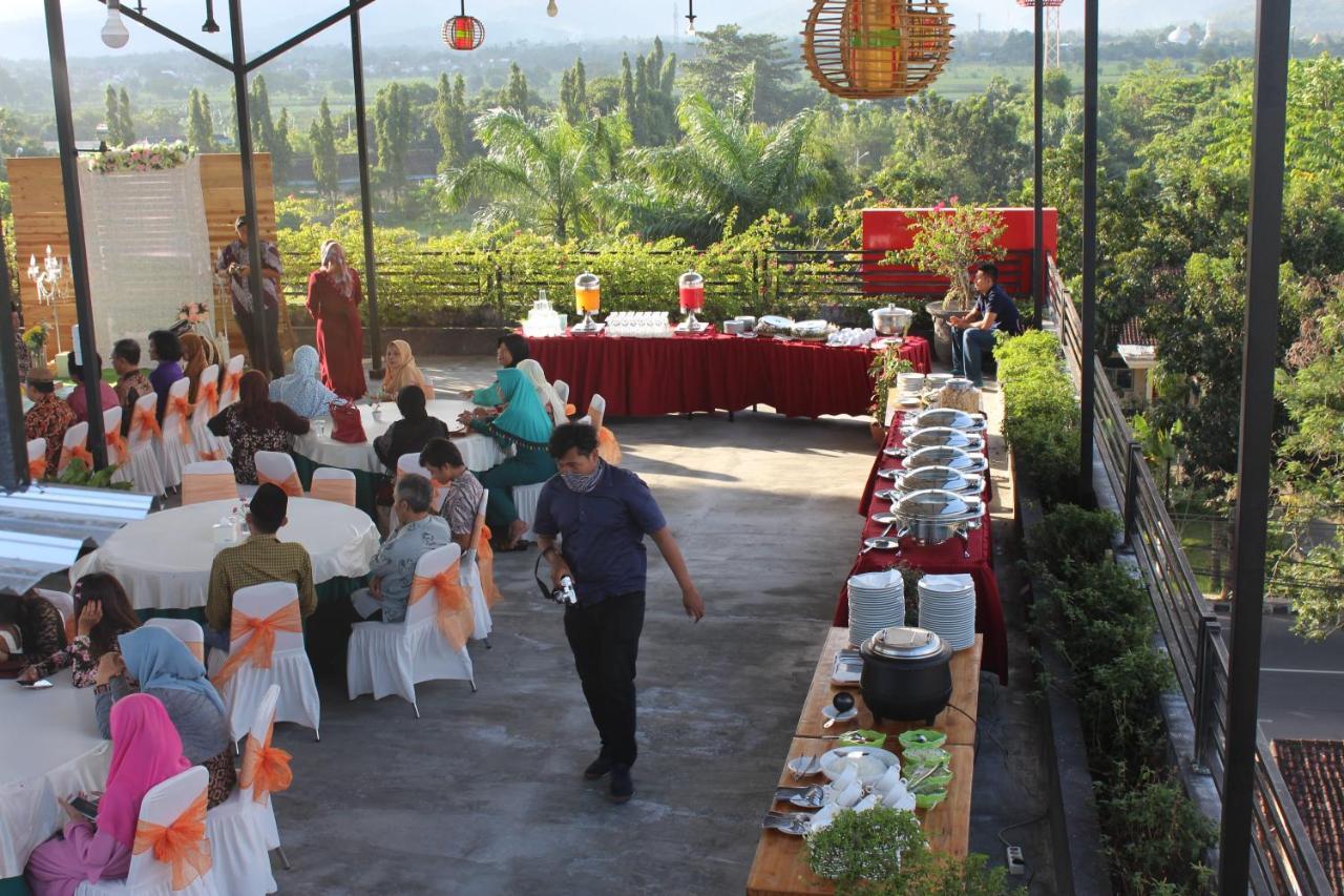 Pratama Hotel & Convention Mataram Eksteriør billede